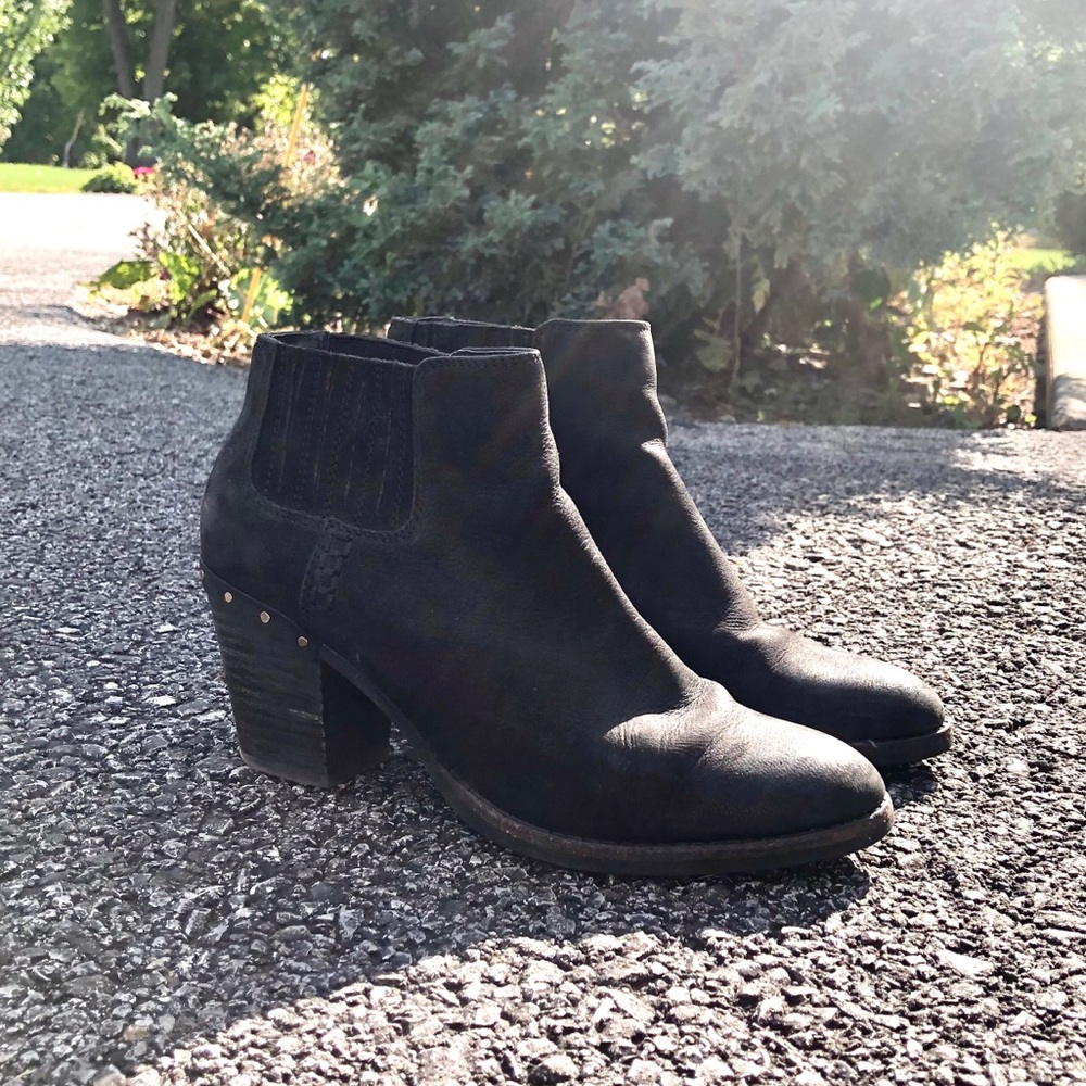 Steven Madden black ankle booties with gold studs